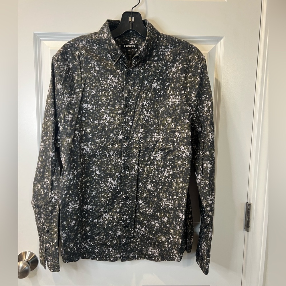 Express Men's Dark Floral Button Down Shirt